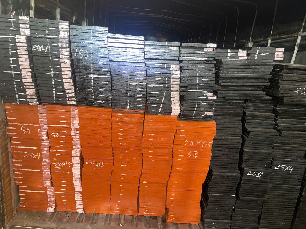 Hình ảnh công trình: VÁN CỘT DẦM: 3.5m đến 4m